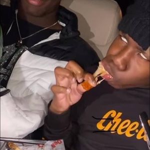 Meet your Posher, Joshua